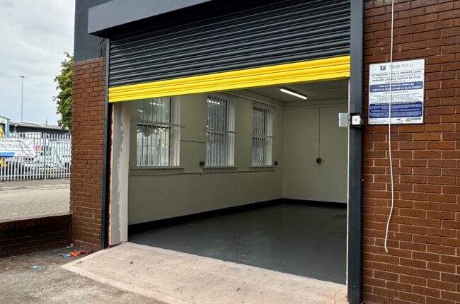 1,500 sq.ft Industrial/Trade Unit with Office (A7) 2