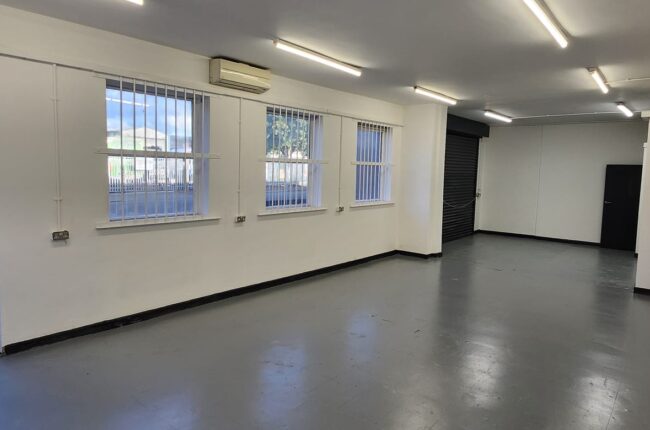 1,100 sq.ft Office/Warehouse/Trade Unit (A8/9) 2